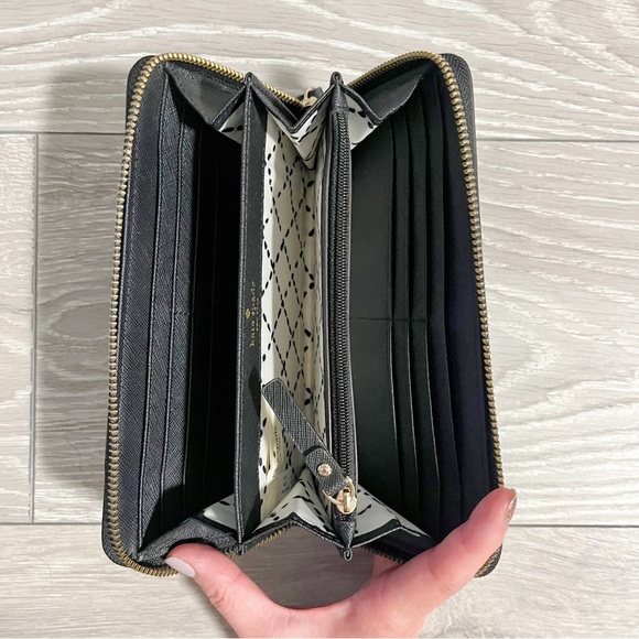 Kate Spade Wallet - Picture 6 of 7